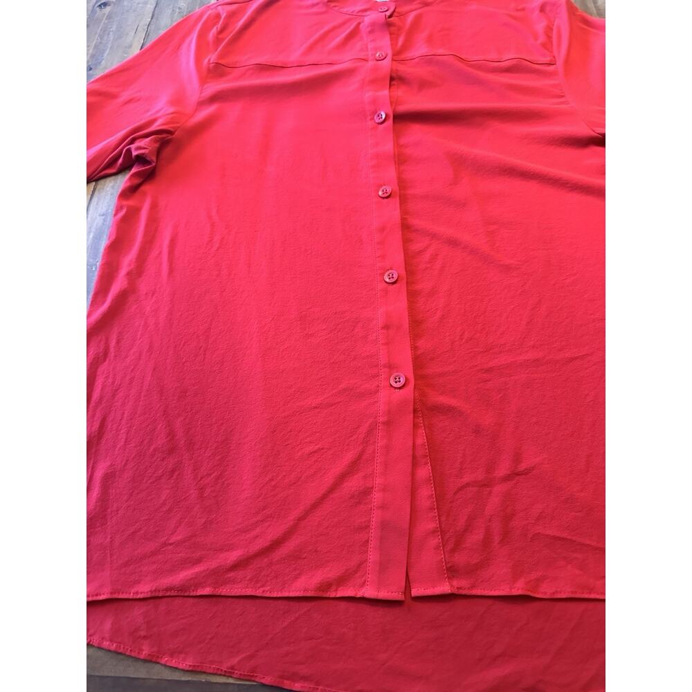 Alice + Olivia Red Silk Button Front Long Roll Tab Sleeve Blouse Size Medium Top - Picture 7 of 16